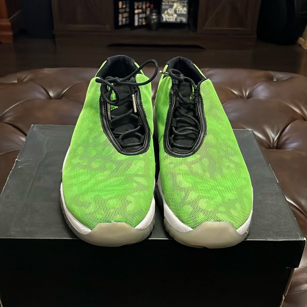 Jordan Future 
Size 11